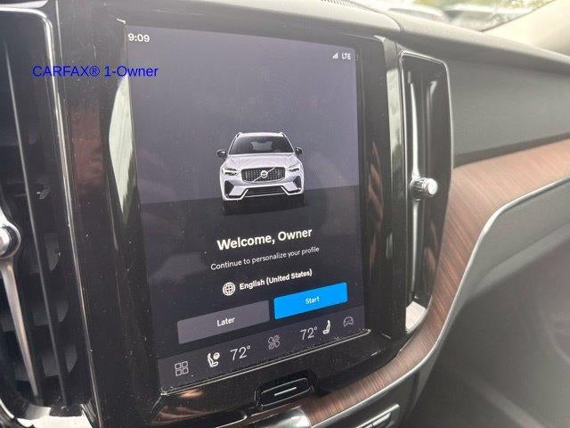 2024 Volvo XC60 B5 AWD Plus Dark Theme