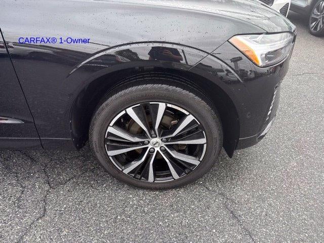 2024 Volvo XC60 B5 AWD Plus Dark Theme