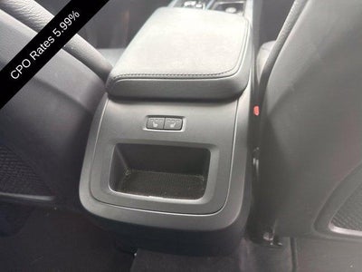 2024 Volvo XC60 B5 AWD Plus Dark Theme