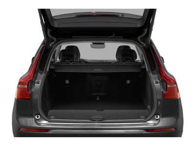 2024 Volvo XC60 B5 AWD Plus Dark Theme