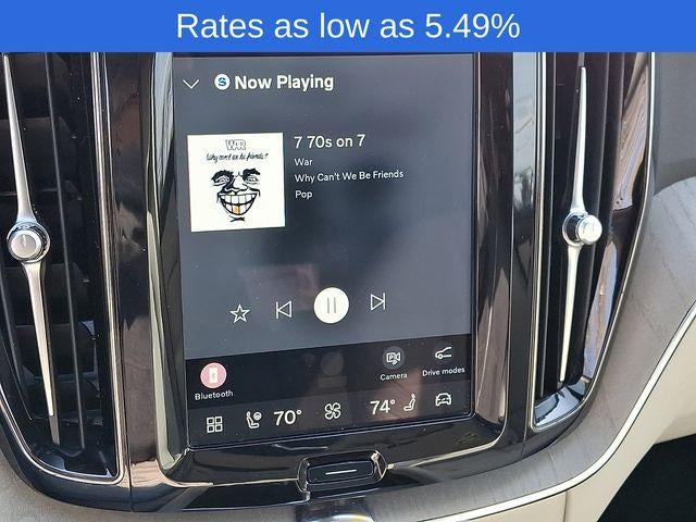 2024 Volvo XC60 B5 AWD Plus Dark Theme