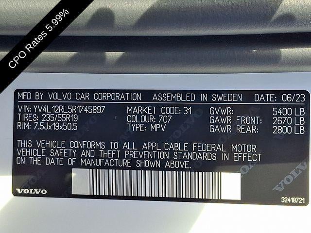 2024 Volvo XC60 B5 AWD Plus Dark Theme