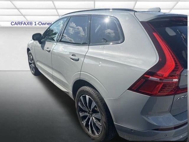 2024 Volvo XC60 B5 AWD Plus Dark Theme