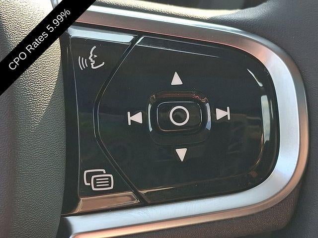 2024 Volvo XC60 B5 AWD Plus Dark Theme