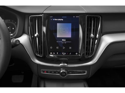 2024 Volvo XC60 B5 AWD Plus Dark Theme