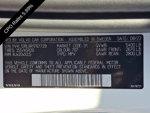 2024 Volvo XC60 B5 AWD Plus Dark Theme