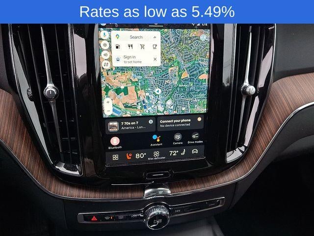 2024 Volvo XC60 B5 AWD Plus Dark Theme