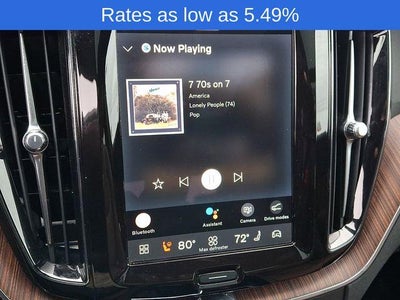 2024 Volvo XC60 B5 AWD Plus Dark Theme