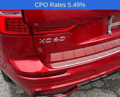 2024 Volvo XC60 B5 AWD Plus Dark Theme