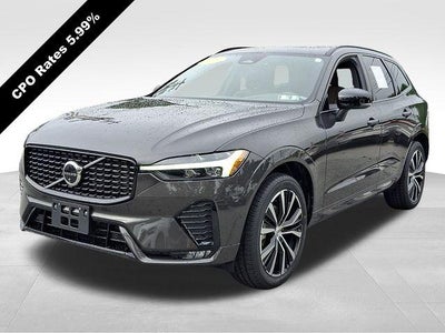 2024 Volvo XC60 B5 AWD Plus Dark Theme
