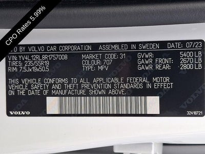 2024 Volvo XC60 B5 AWD Plus Dark Theme