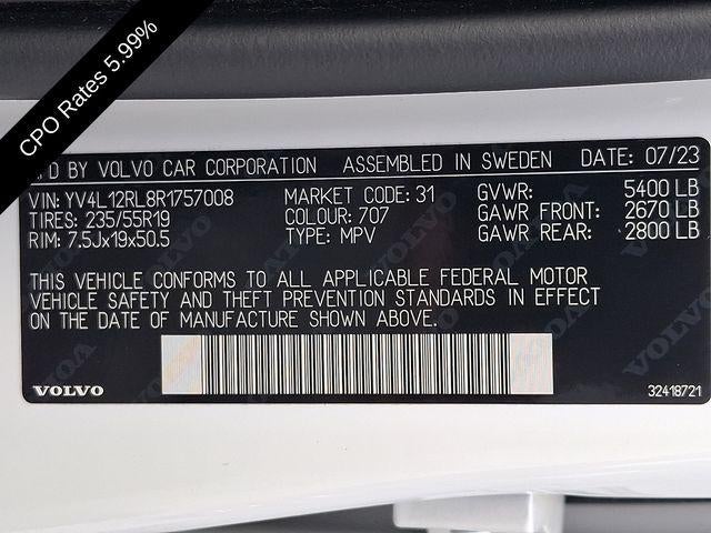2024 Volvo XC60 B5 AWD Plus Dark Theme