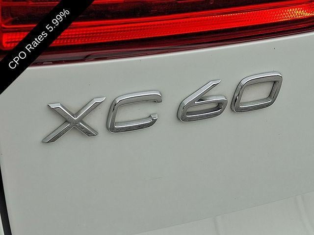 2024 Volvo XC60 B5 AWD Plus Dark Theme