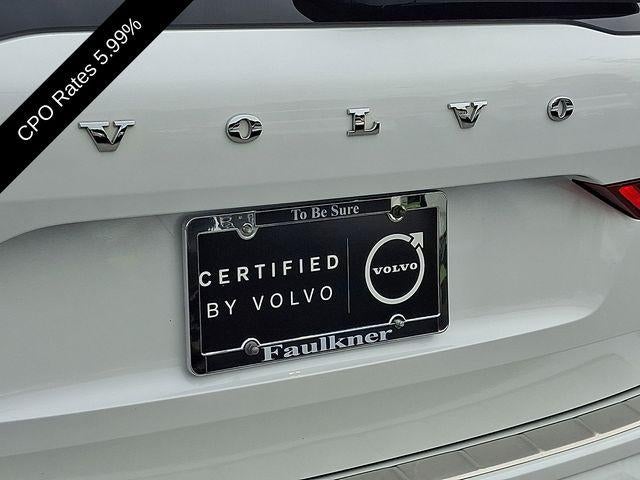 2024 Volvo XC60 B5 AWD Plus Dark Theme