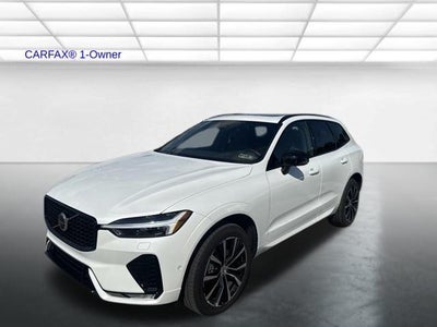 2024 Volvo XC60 B5 AWD Plus Dark Theme