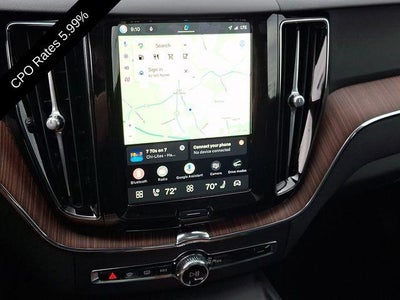 2024 Volvo XC60 B5 AWD Plus Dark Theme