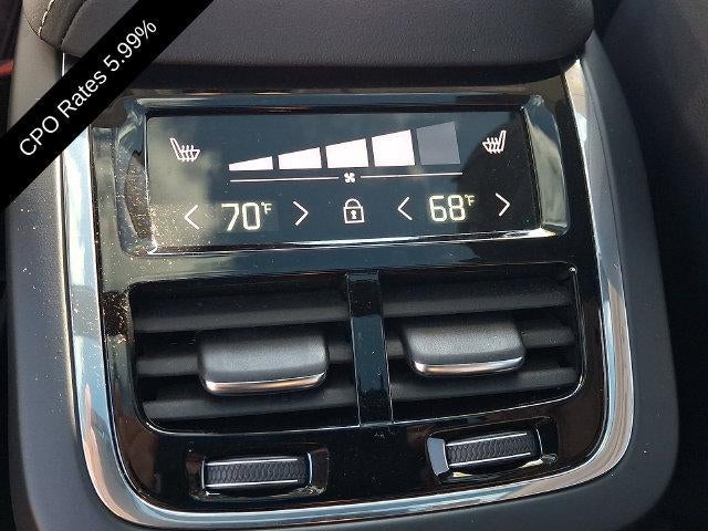 2024 Volvo XC60 B5 AWD Ultimate Dark Theme