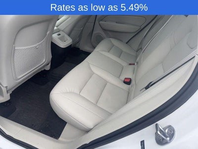 2023 Volvo XC60 B5 AWD Plus Bright Theme