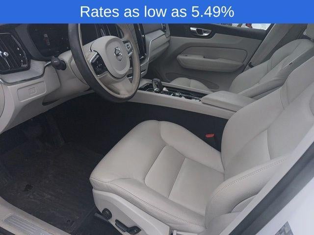 2023 Volvo XC60 B5 AWD Plus Bright Theme