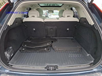 2023 Volvo XC60 B5 AWD Plus Bright Theme