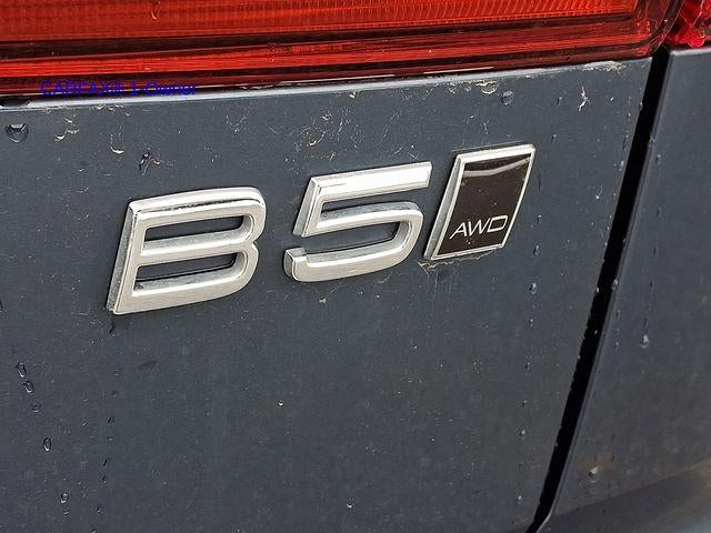 2023 Volvo XC60 B5 AWD Plus Bright Theme