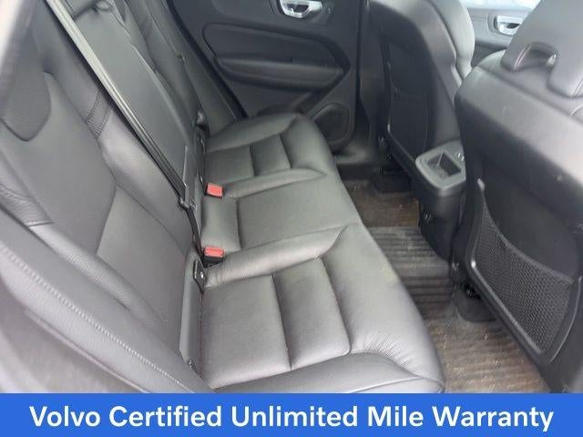 2023 Volvo XC60 B5 AWD Plus Bright Theme