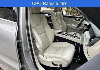 2023 Volvo XC60 B5 AWD Plus Bright Theme
