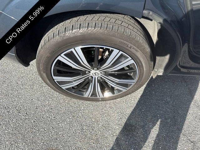 2023 Volvo XC60 B5 AWD Plus Bright Theme