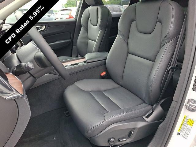 2023 Volvo XC60 B5 AWD Plus Bright Theme