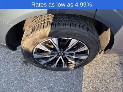 2023 Volvo XC60 B5 AWD Plus Bright Theme