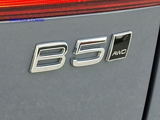 2023 Volvo XC60 B5 AWD Plus Bright Theme