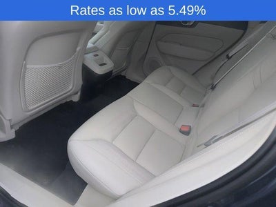 2023 Volvo XC60 B5 AWD Core