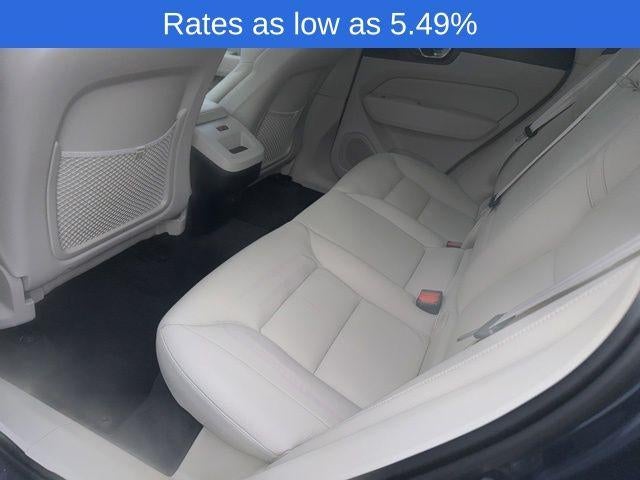 2023 Volvo XC60 B5 AWD Core