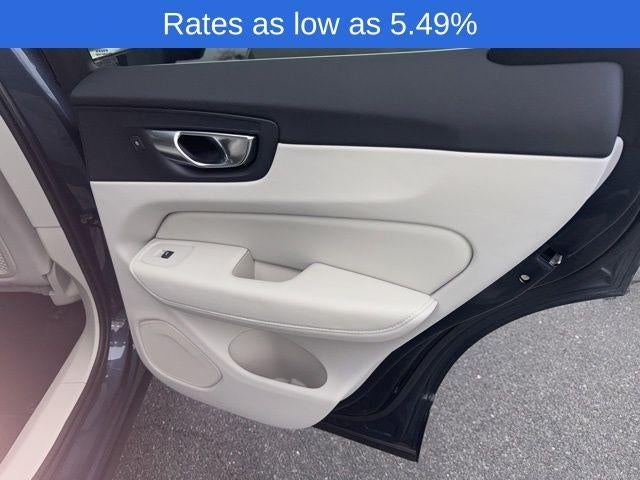 2023 Volvo XC60 B5 AWD Core