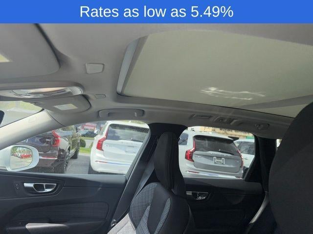 2023 Volvo XC60 B5 AWD Core