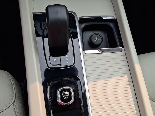 2023 Volvo XC60 B5 AWD Core