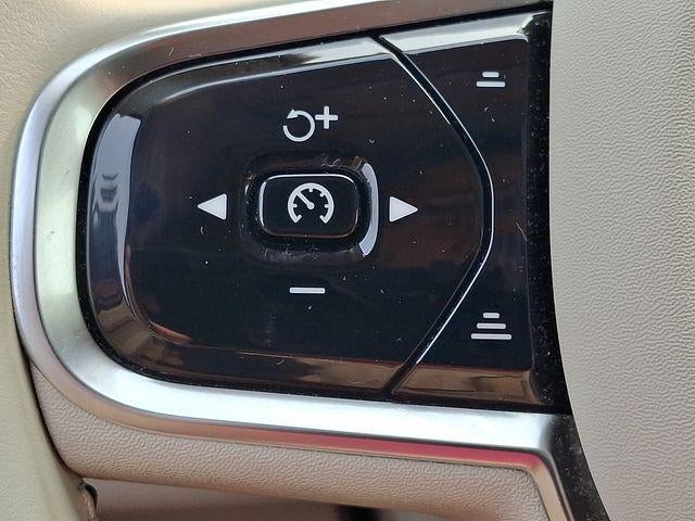 2023 Volvo XC60 B5 AWD Core