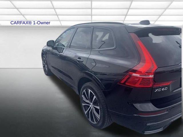 2023 Volvo XC60 B5 AWD Plus Dark Theme