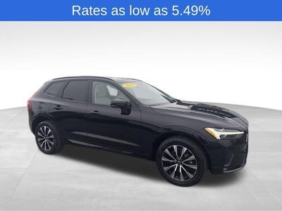 2023 Volvo XC60 B5 AWD Plus Dark Theme