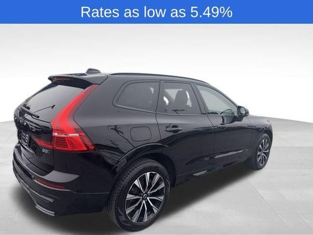 2023 Volvo XC60 B5 AWD Plus Dark Theme