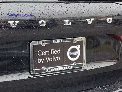 2023 Volvo XC60 B5 AWD Plus Dark Theme