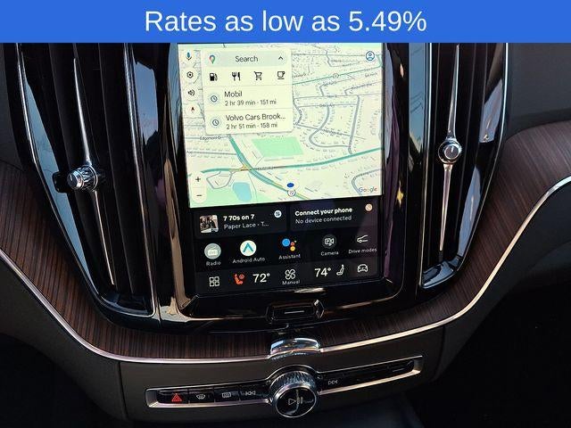 2023 Volvo XC60 B5 AWD Plus Dark Theme