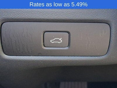 2023 Volvo XC60 B5 AWD Plus Dark Theme