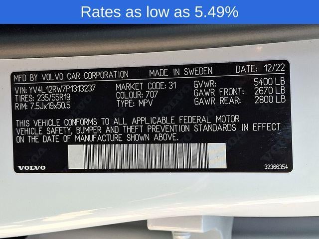 2023 Volvo XC60 B5 AWD Plus Dark Theme