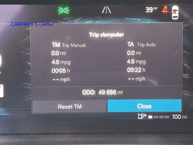 2023 Volvo XC60 B5 AWD Plus Dark Theme