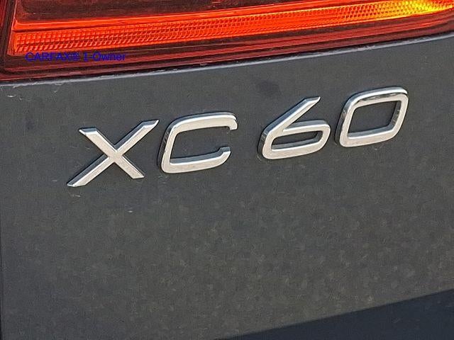 2023 Volvo XC60 B5 AWD Plus Dark Theme