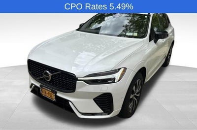 2023 Volvo XC60 B5 AWD Plus Dark Theme