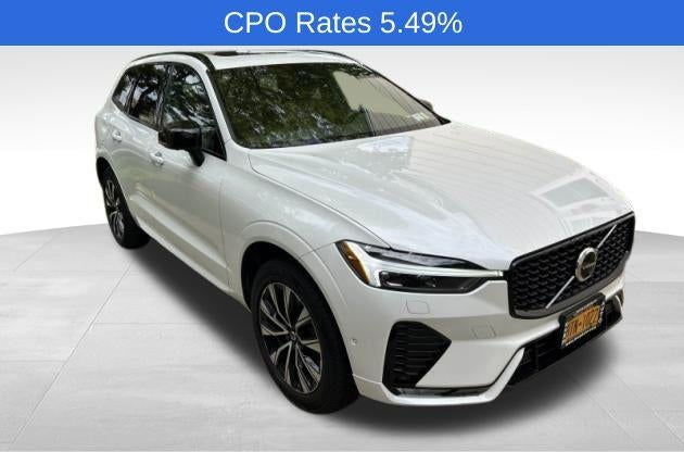 2023 Volvo XC60 B5 AWD Plus Dark Theme