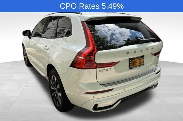 2023 Volvo XC60 B5 AWD Plus Dark Theme