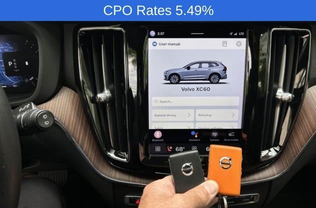 2023 Volvo XC60 B5 AWD Plus Dark Theme